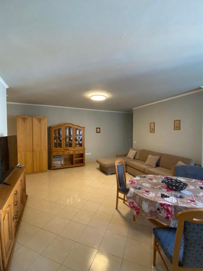 Saranda Relax Apartments Ngoại thất bức ảnh